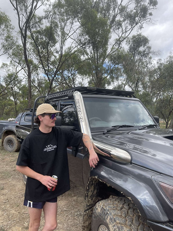 Blackout Rinsed Co Tee