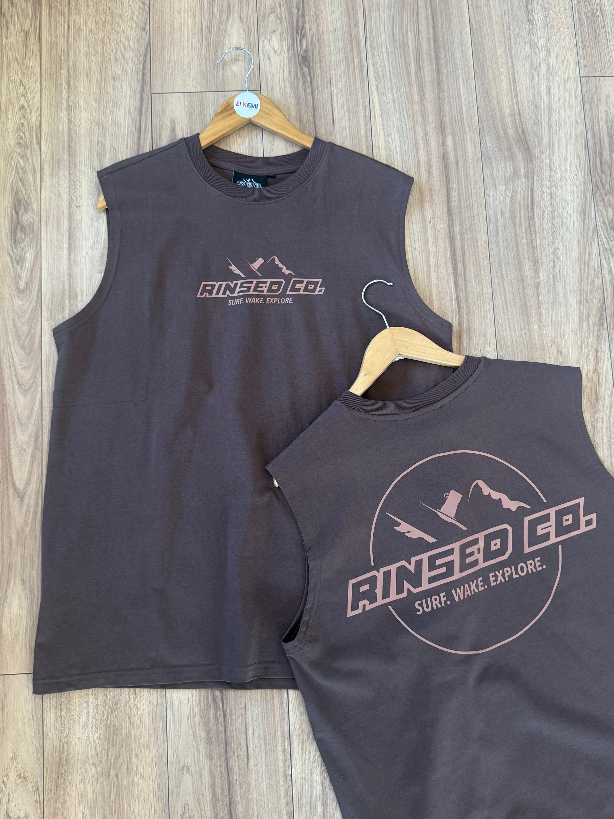 Tan bark brown light tank